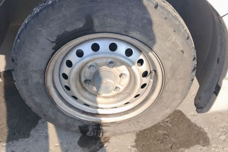 金杯海狮王 2021款 2.0L城运王系列畅运型高顶6座1TZS车身外观10