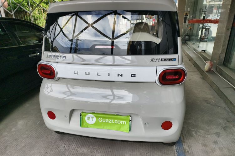 五菱汽车 宏光MINIEV 2024款 第三代 215km 青春版车身外观6