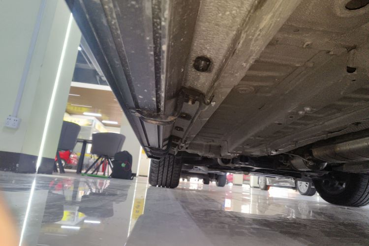 奇瑞 瑞虎8 L 2024款 2.0T 两驱尊贵版 5座局部细节9002