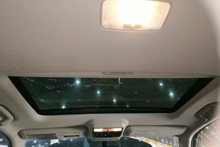 丰田 超霸（4Runner）（平行进口） 中控内饰22