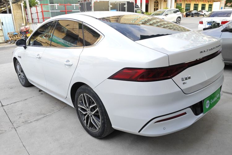 比亚迪 秦PLUS 2021款 EV 500KM 尊贵型车身外观4