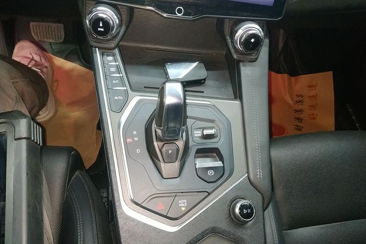 领克01 2021款 2.0TD 两驱型Pro局部细节18