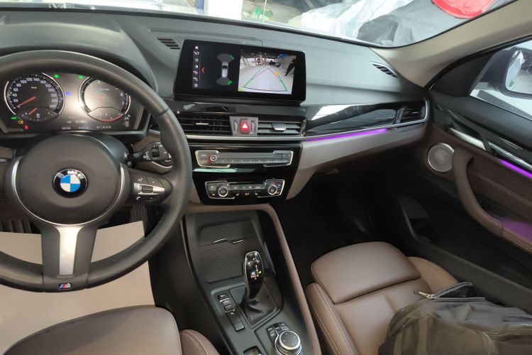 宝马X1 2022款 sDrive25Li 领先型中控内饰16