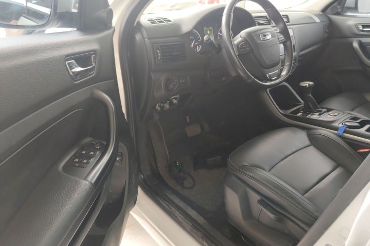 观致5 2018款 改款 1.6T 自动领先型中控内饰20