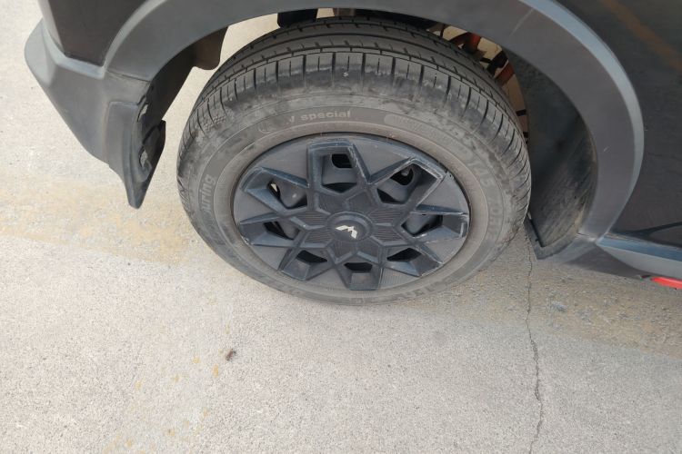 五菱汽车 宏光MINIEV 2022款 GAMEBOY 200km 玩咖款 磷酸铁锂车身外观6008