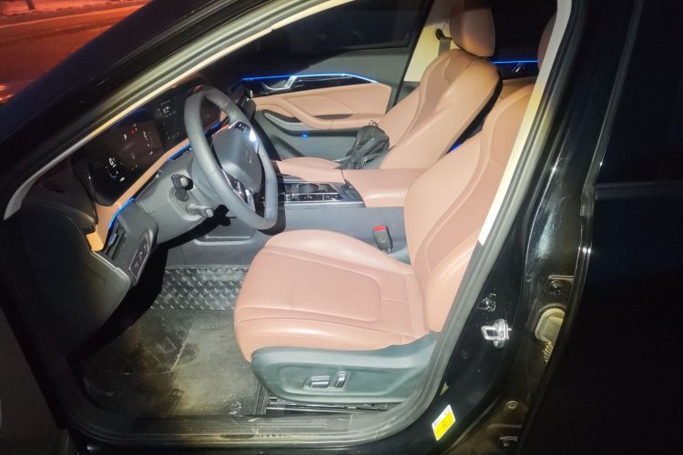 奔腾B70 2024款 龙腾版 1.5T 领创型局部细节19