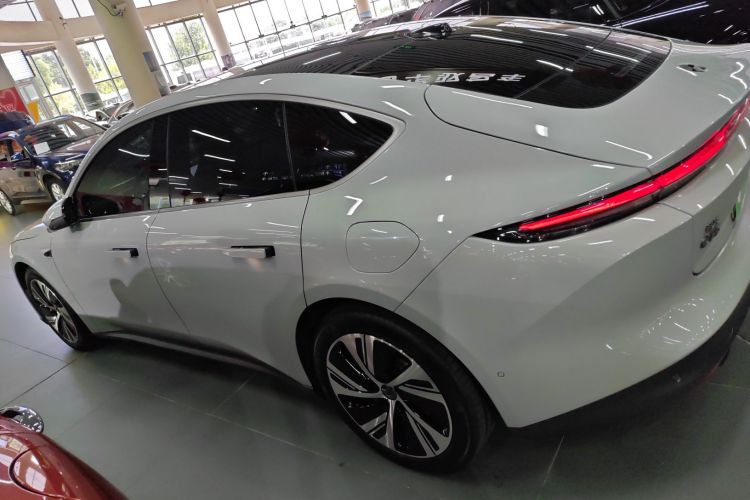 蔚来ET5 2022款 75kWh车身外观6003