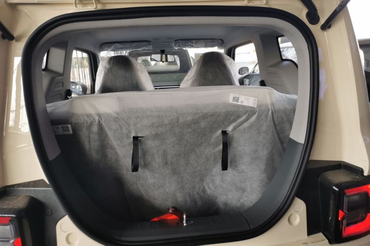 吉利银河 熊猫 2025款 210km 元气熊机舱底盘23