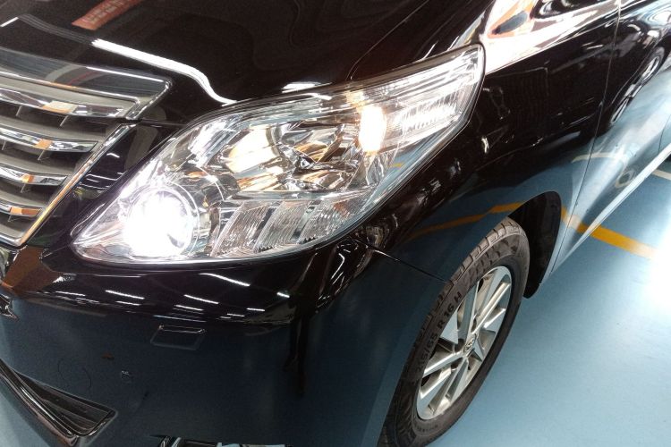 丰田 埃尔法 2012款 3.5L 豪华版局部细节36