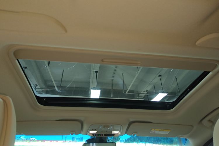 别克GL8 2022款 ES陆尊 653T 豪华型中控内饰22