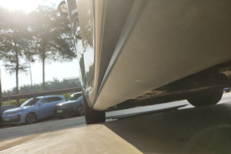 理想汽车 理想L9 2024款 Ultra局部细节9002