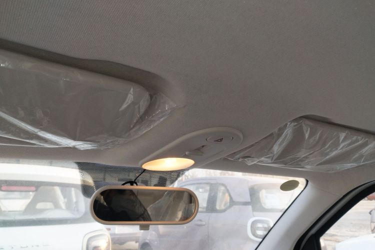 奔腾小马 2026款 222km 萌趣马 Plus中控内饰22