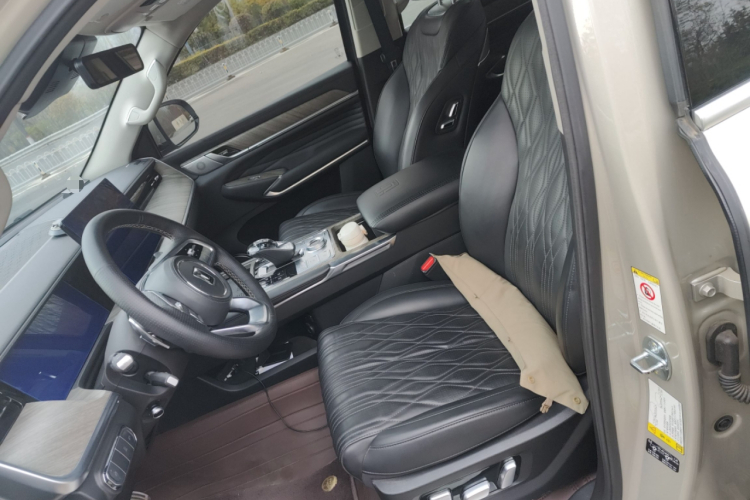 坦克500 2022款 3.0T 商务版 造境型 5座中控内饰19