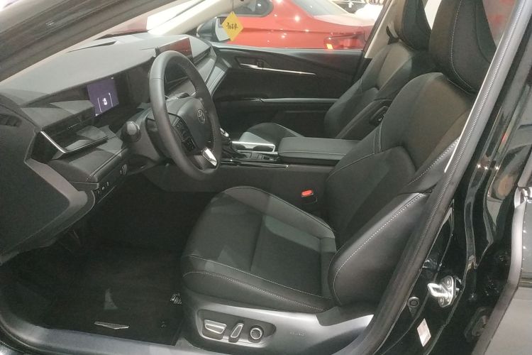 丰田 凯美瑞 2026款 2.0GVP 豪华版中控内饰19