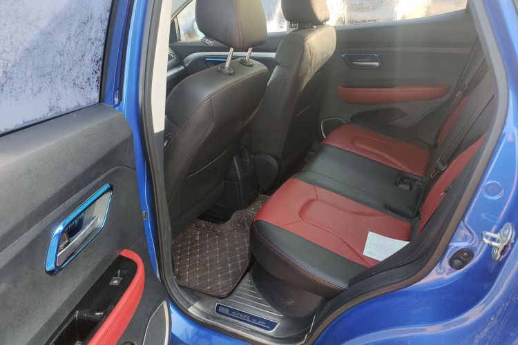 哈弗H2s 2017款 蓝标 1.5T 手动精英型中控内饰21