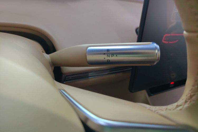 鸿蒙智行 智界R7 2024款 纯电 667km Pro中控内饰18