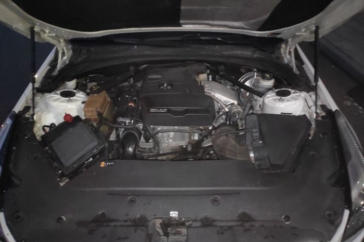 凯迪拉克ATS-L 2017款 28T 时尚型机舱底盘24