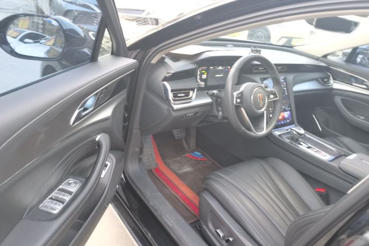 红旗H5 2023款 1.5T DCT智联旗韵版中控内饰7003