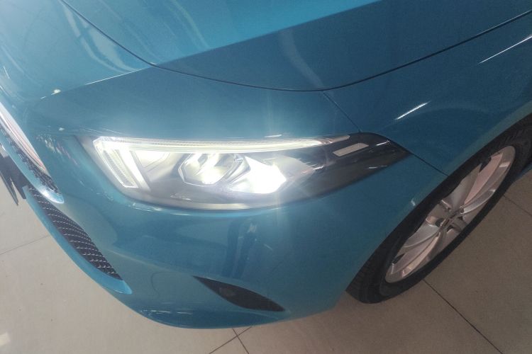 奔驰A级(进口) 2021款 A 200 时尚型局部细节36