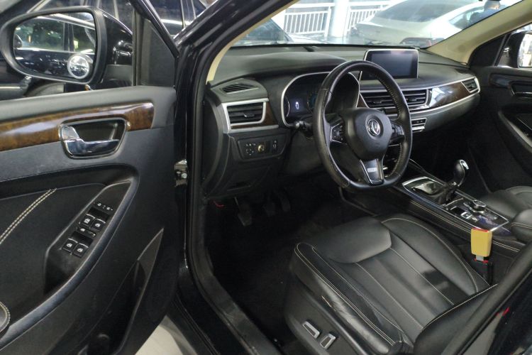 东风风光 风光580 2020款 1.5T 手动豪华型中控内饰20