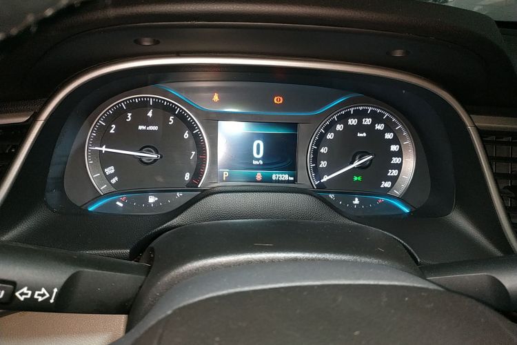 别克 阅朗 2019款 15T 双离合互联精英型 国V中控内饰14