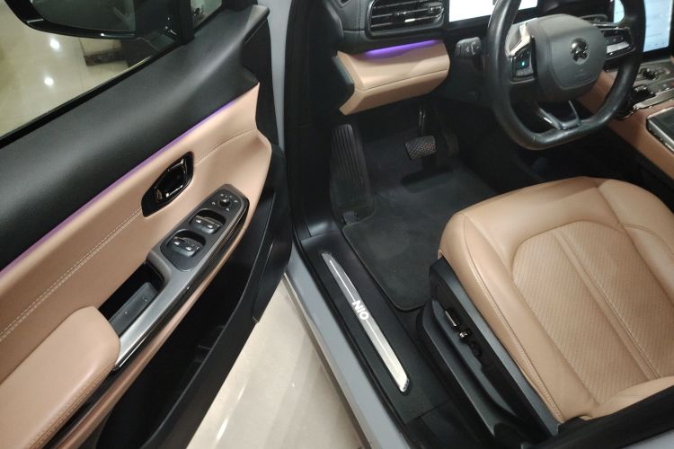 蔚来ES6 2020款 600KM 运动版中控内饰20