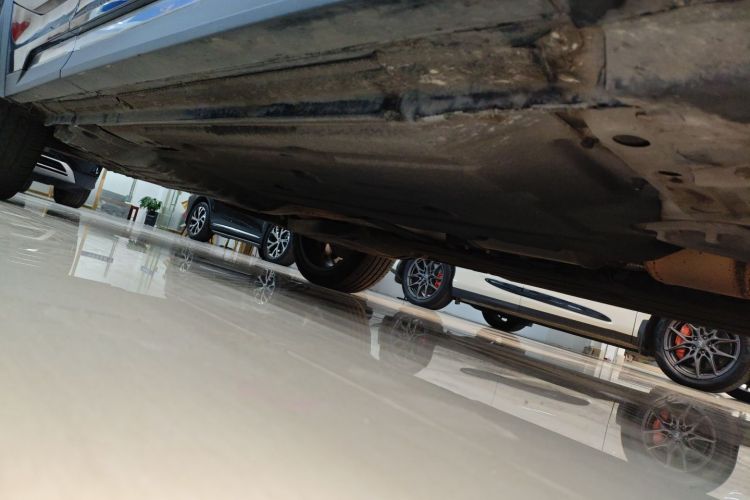 领克05 2020款 2.0TD 四驱劲Halo局部细节9001