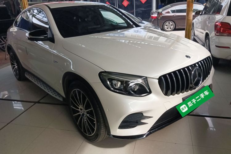 奔驰GLC轿跑 AMG 2017款 AMG GLC 43 4MATIC 轿跑SUV车身外观6002