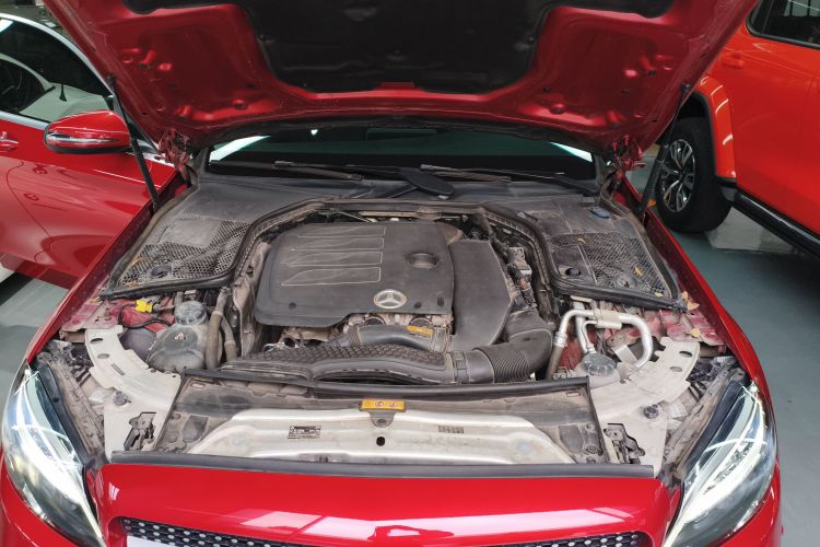 奔驰C级 2021款 C 260 L 运动版机舱底盘24