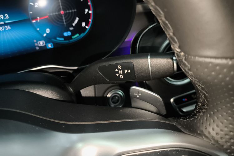 奔驰C级(进口) 2020款 C 260 轿跑车中控内饰18