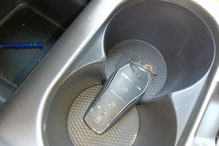 比亚迪 海豚 2023款 420km 时尚版中控内饰11