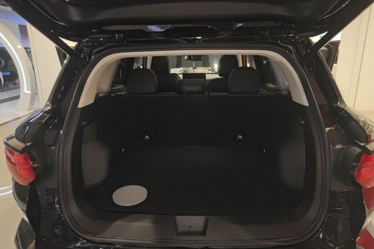 哈弗大狗 PLUS 2023款 1.5T 两驱潮野版Plus机舱底盘23