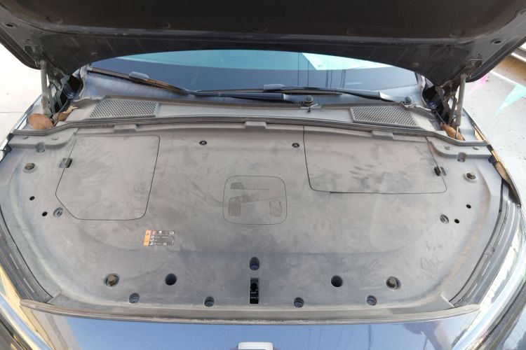 飞凡汽车 飞凡R7 2022款 长续高阶版机舱底盘24