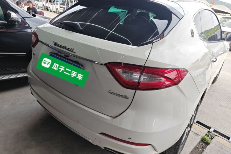 玛莎拉蒂 Levante 2016款 3.0T 标准型车身外观6005