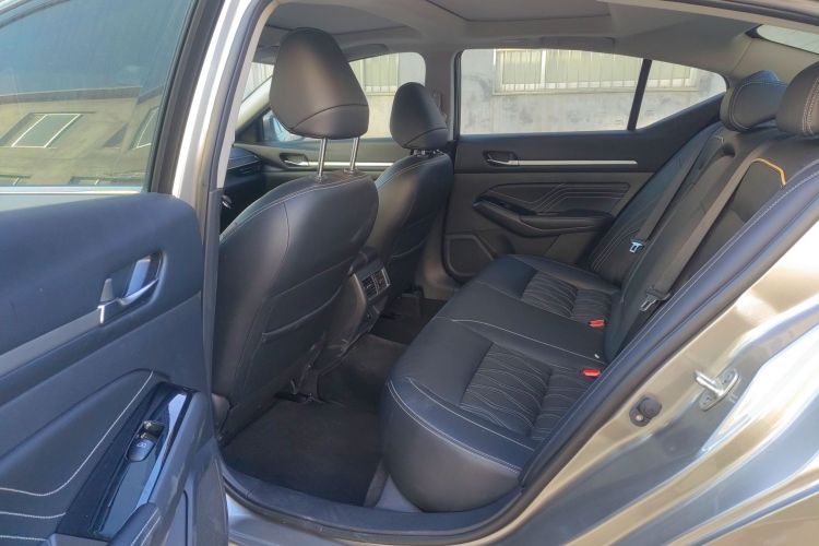 日产 天籁 2022款 2.0L XL-Upr 优享版中控内饰7004