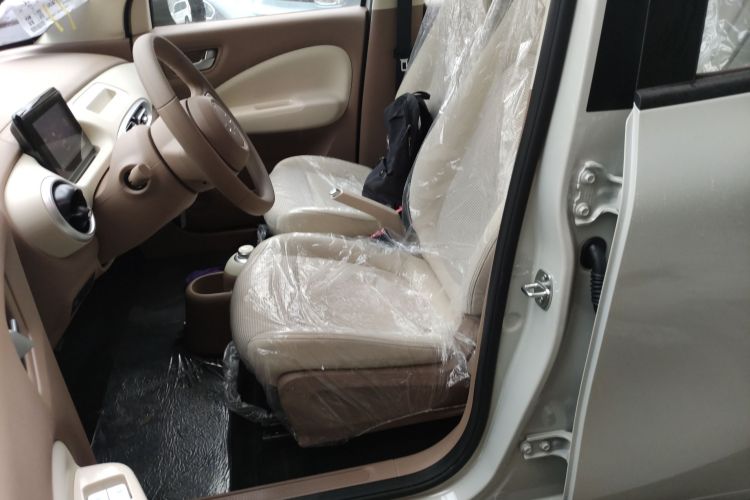 五菱汽车 宏光MINIEV 2025款 四门版 进阶款中控内饰19