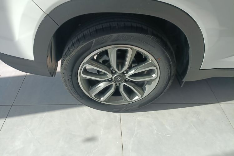 北京现代ix35 2020款 2.0L 自动两驱智勇·畅享版车身外观6008