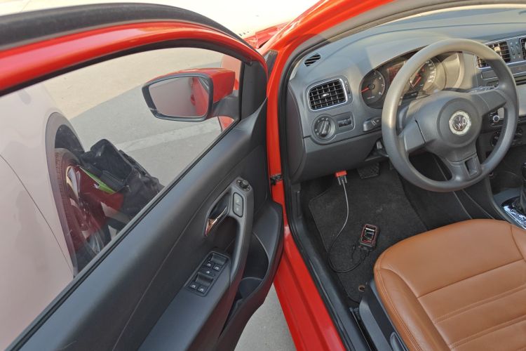 大众 Polo 2013款 1.6L 自动舒适版中控内饰20