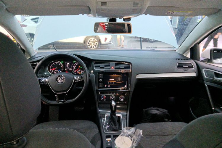 大众 高尔夫 2019款 280TSI DSG舒适型 国VI中控内饰12