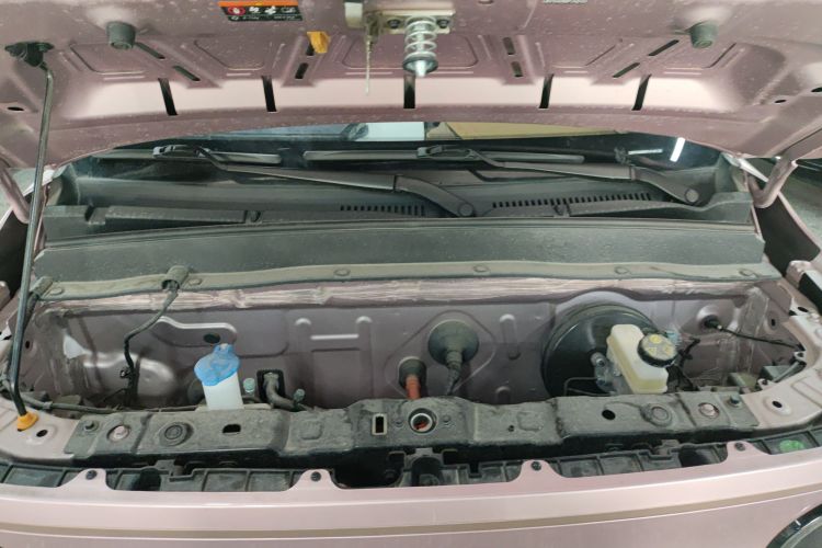 吉利银河 2023款 熊猫mini 200km 耐力熊机舱底盘24