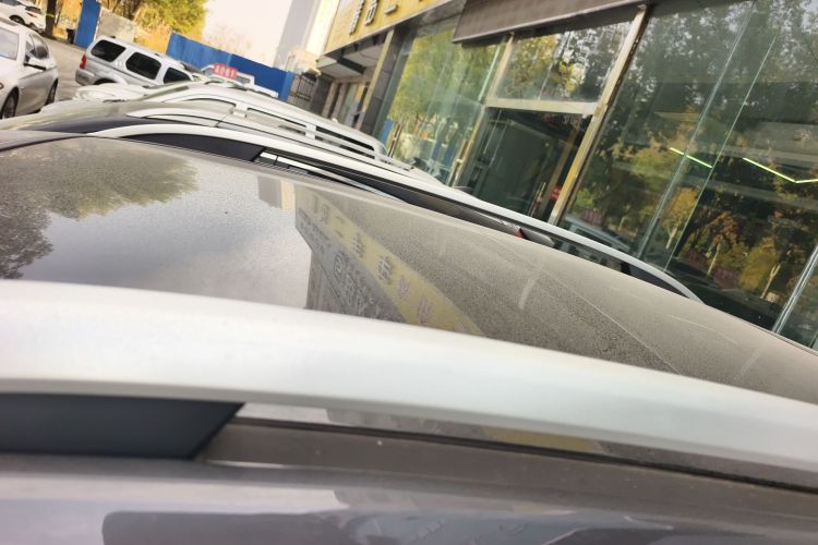 荣威RX5 2025款 PLUS 330TGI 自动领潮智惠版局部细节57