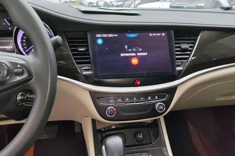 别克 威朗 2019款 三厢 15S 自动进取型局部细节16