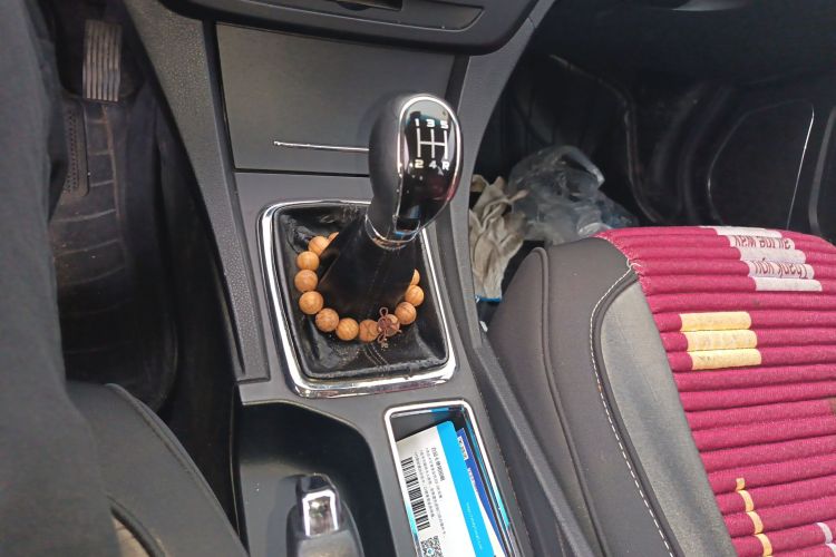 吉利汽车 帝豪 2017款 三厢百万款 1.5L 手动向上版中控内饰18