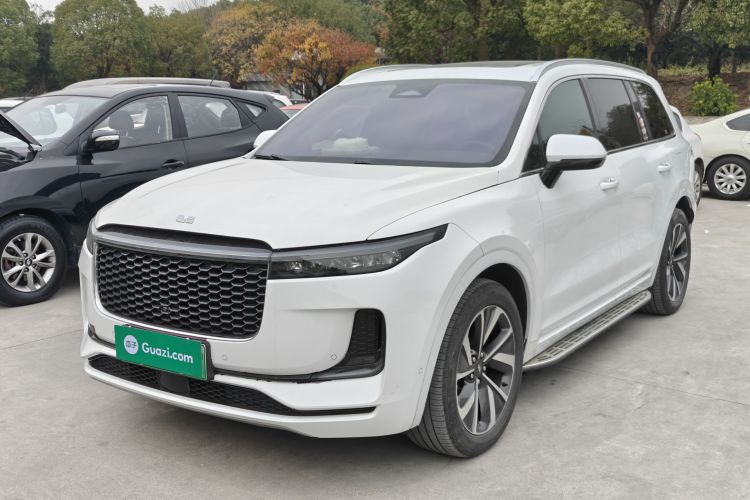 理想汽车 理想ONE 2021款 增程6座版车身外观1