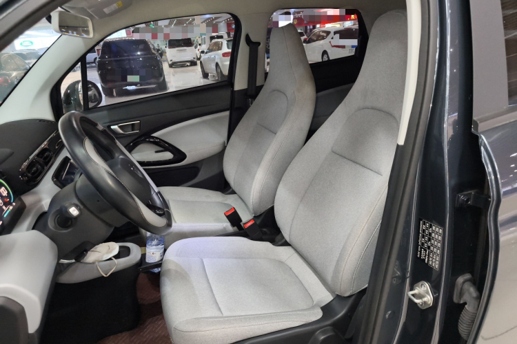 零跑汽车 零跑T03 2023款 310轻享版中控内饰19