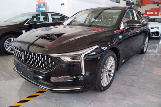 奔腾B70 2025款 龙耀版 1.5T 质享型