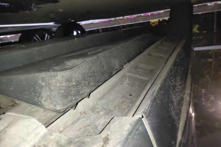 丰田 威兰达 2021款 2.0L CVT两驱豪华版局部细节9001