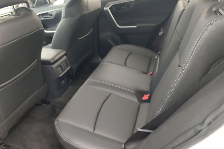 丰田 RAV4荣放 2023款 双擎 2.5L E-CVT两驱精英版中控内饰21