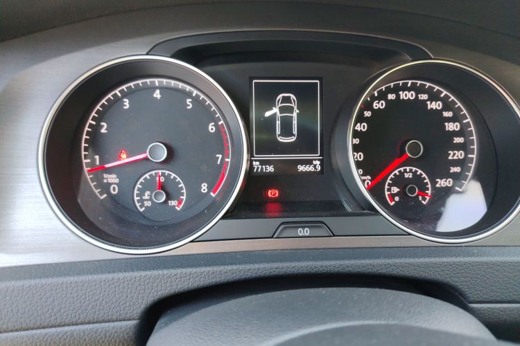 大众 高尔夫 2015款 1.4TSI 自动豪华型中控内饰15