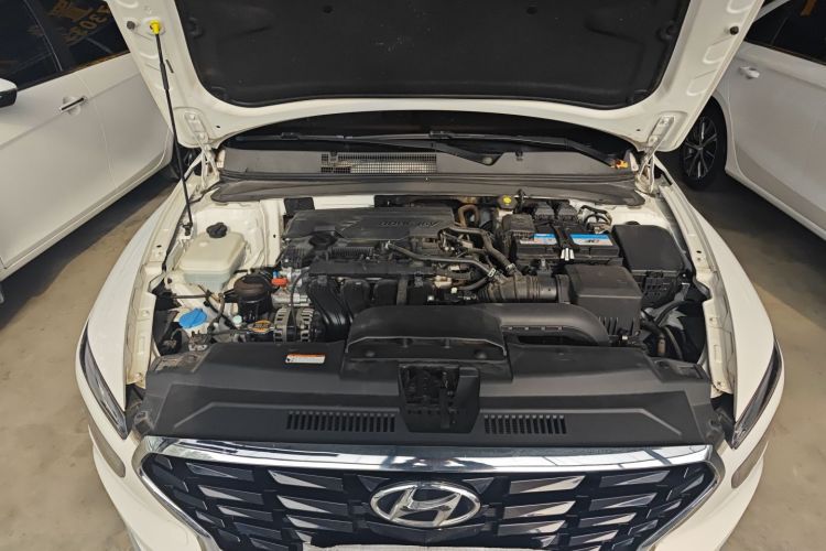 现代 名图 2021款 1.8L CVT GLX精英版局部细节24